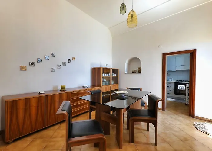 Dama Di Cuori 度假居 康加德马里尼